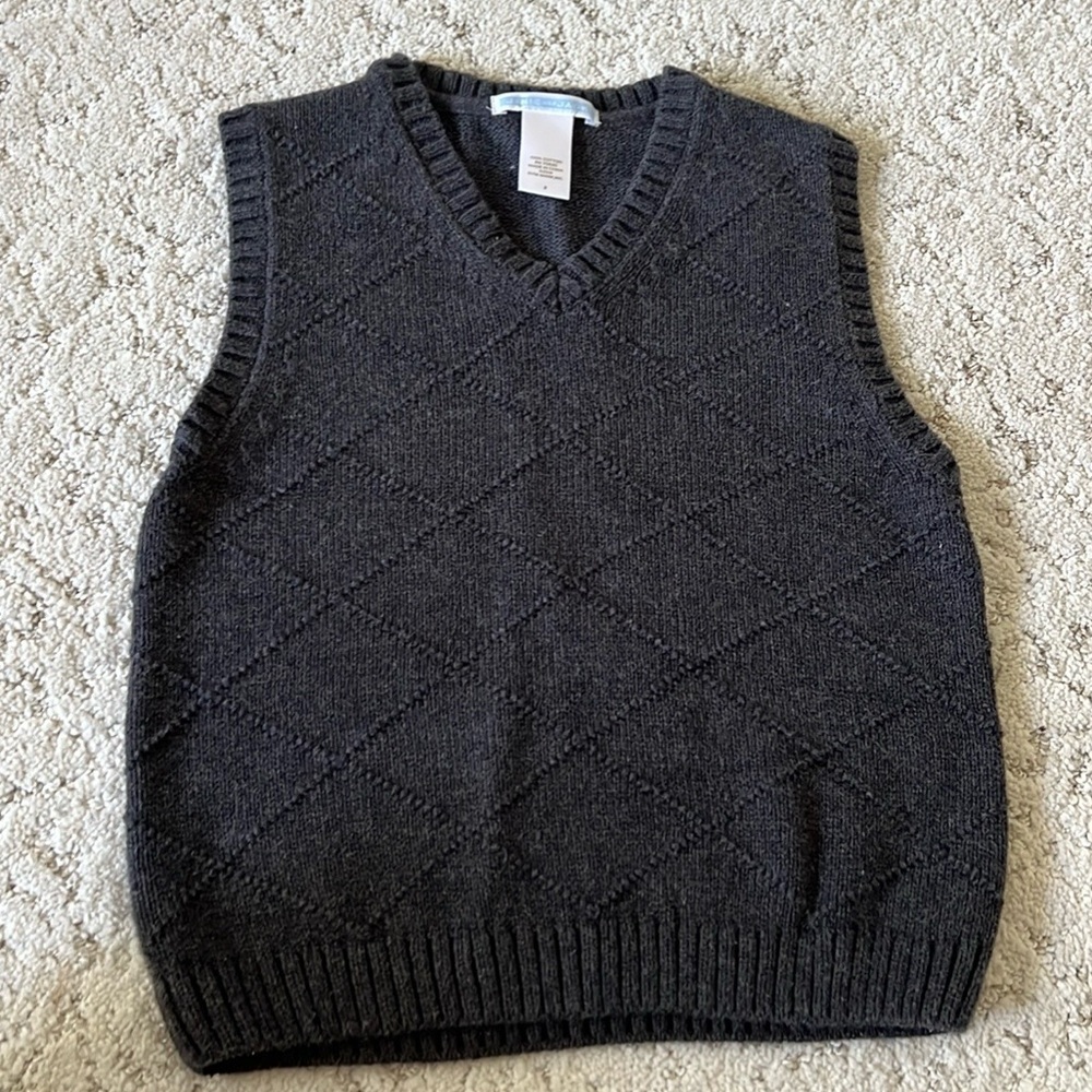 Janie and Jack Grey Knit vest. Boys size 3